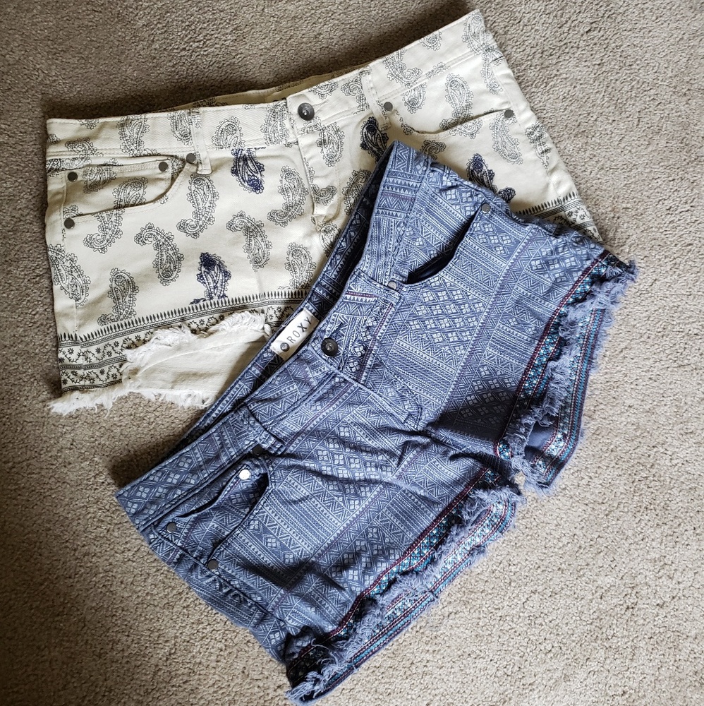 🛑 Donating soon Roxy shorts